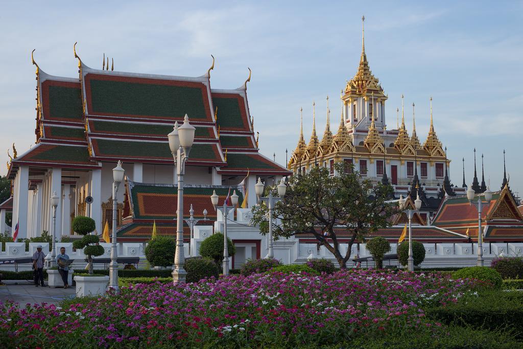 Thanabhumi Bangkok Exterior photo