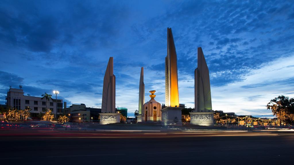 Thanabhumi Bangkok Exterior photo
